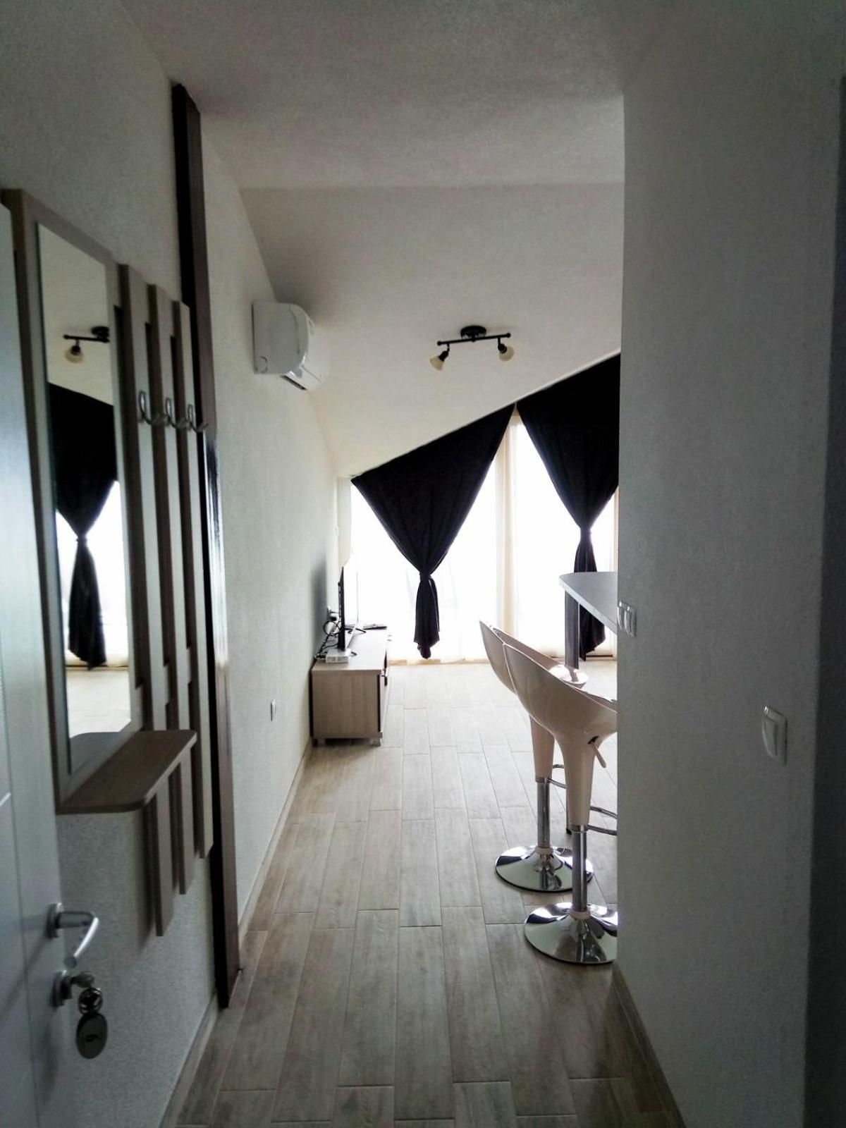 סטרוגה Royal View Apartments מראה חיצוני תמונה