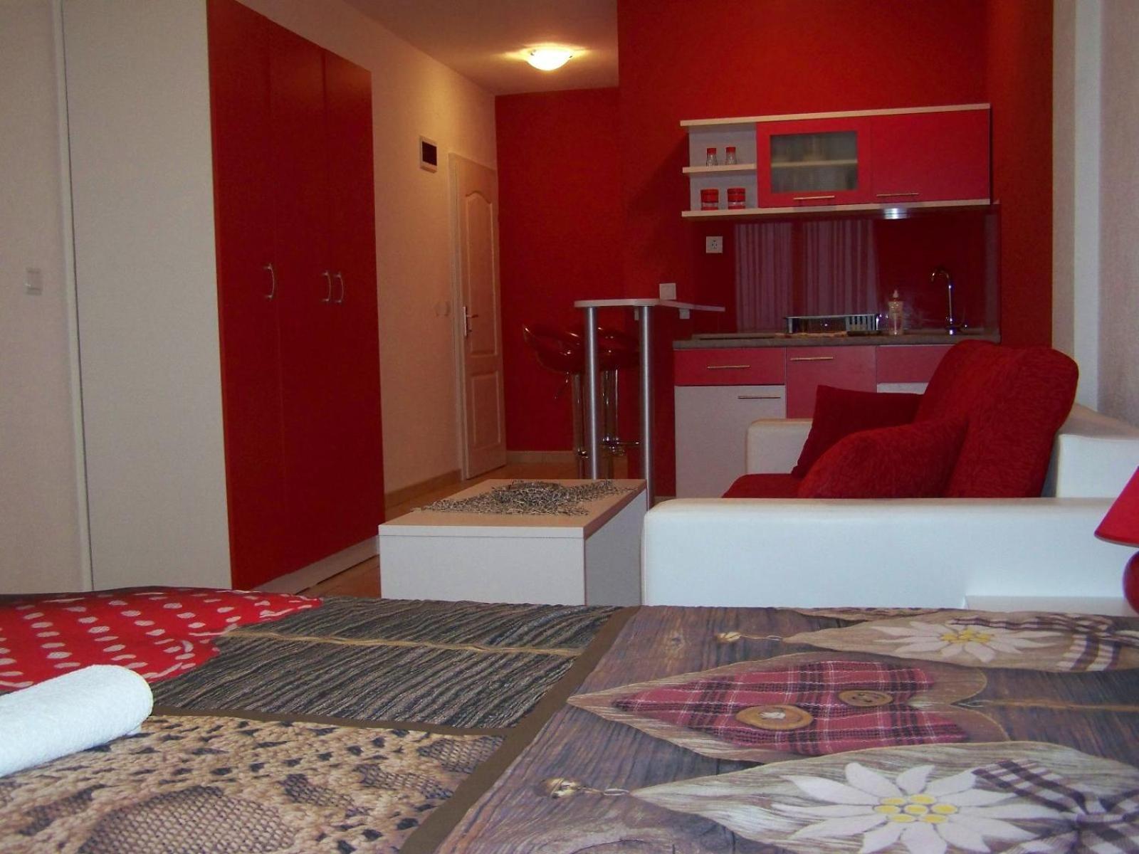 סטרוגה Royal View Apartments מראה חיצוני תמונה