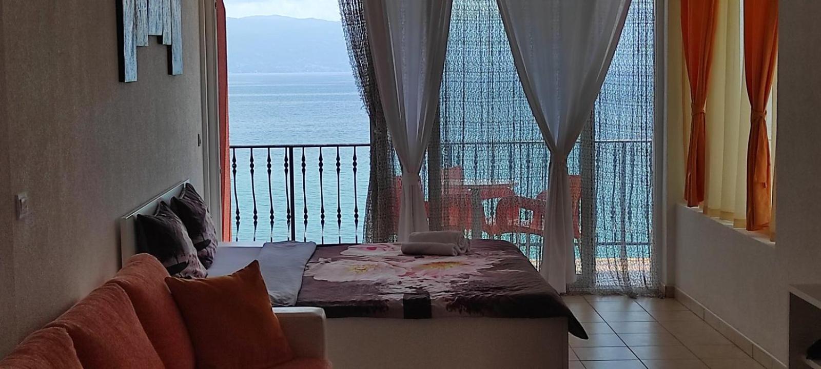 סטרוגה Royal View Apartments מראה חיצוני תמונה