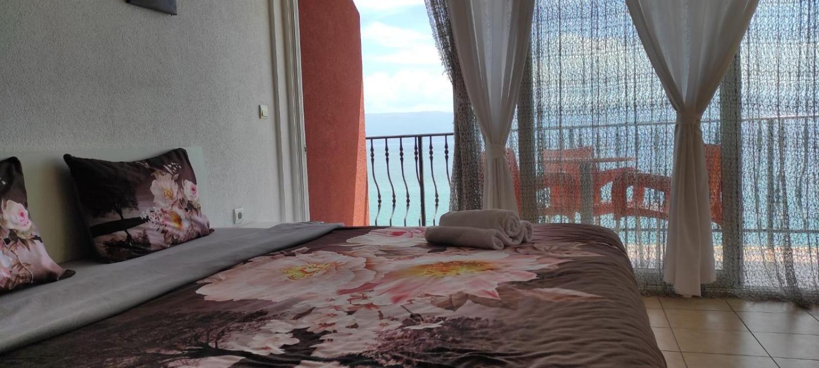 סטרוגה Royal View Apartments מראה חיצוני תמונה